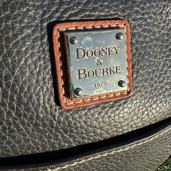 Dooney and Bourke‎ Lexington Shopper Black Brown Genuine Pebble Leather - Picture 2 of 16